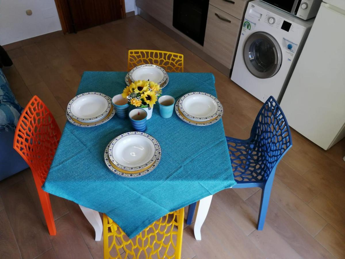 La Dolce Vita - Apartment With Shared Pool And Large Terrace Lido delle Nazioni Luaran gambar