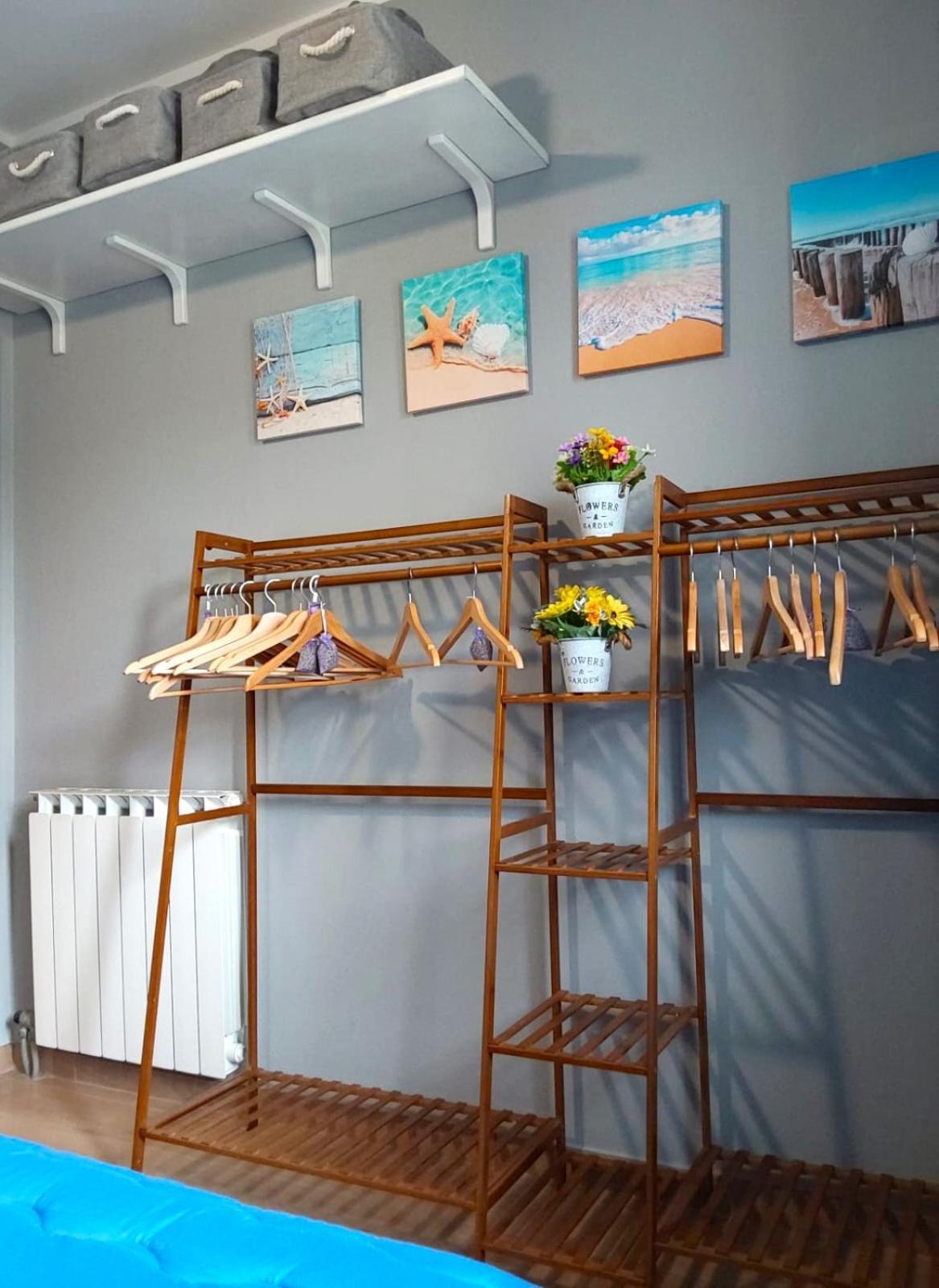La Dolce Vita - Apartment With Shared Pool And Large Terrace Lido delle Nazioni Luaran gambar
