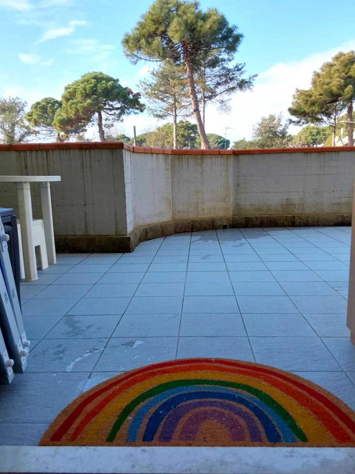 La Dolce Vita - Apartment With Shared Pool And Large Terrace Lido delle Nazioni Luaran gambar