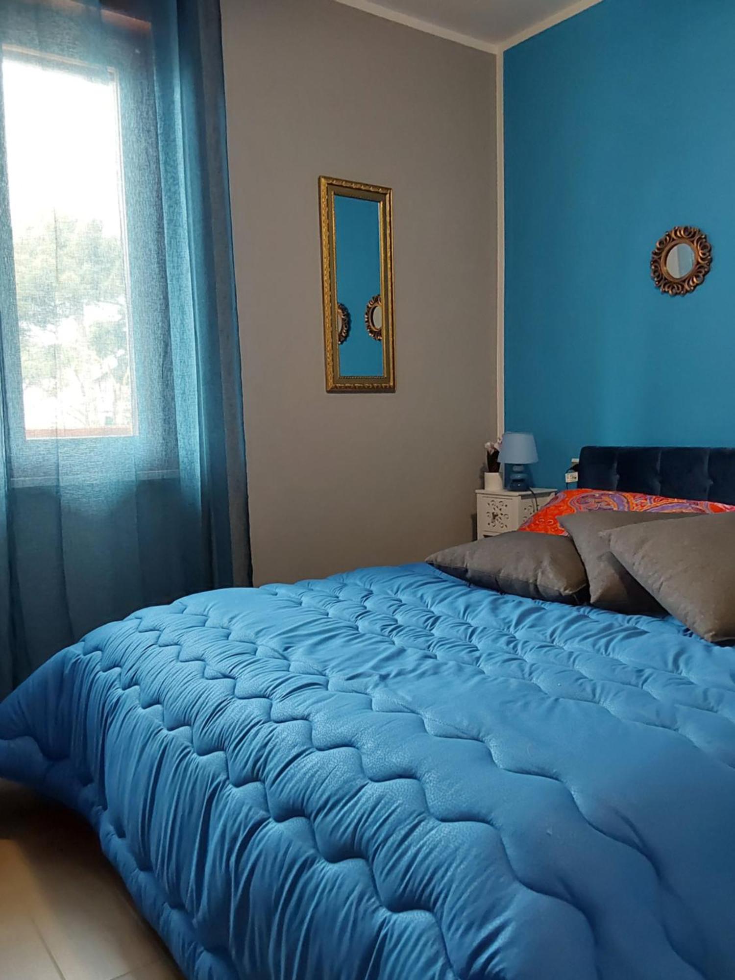 La Dolce Vita - Apartment With Shared Pool And Large Terrace Lido delle Nazioni Luaran gambar
